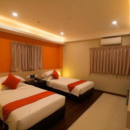 Eastern Hotel Rangun Kültér fotó